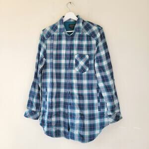 Pendleton Women's Size M Blue Flannel Shaket 100% Cotton